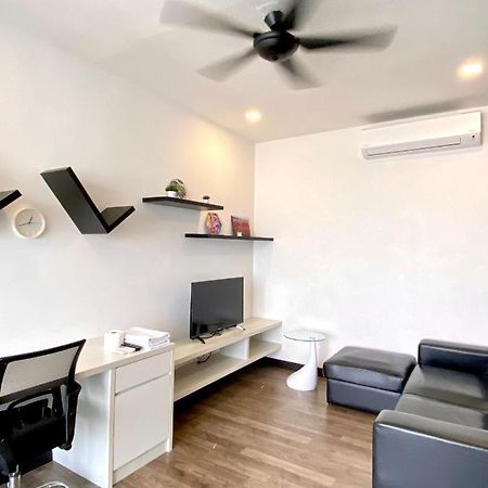 Landmark Residence 2, Studio For 2 Pax, High Floor, Nice View, Free Parking, Budget Stay Kajang Esterno foto