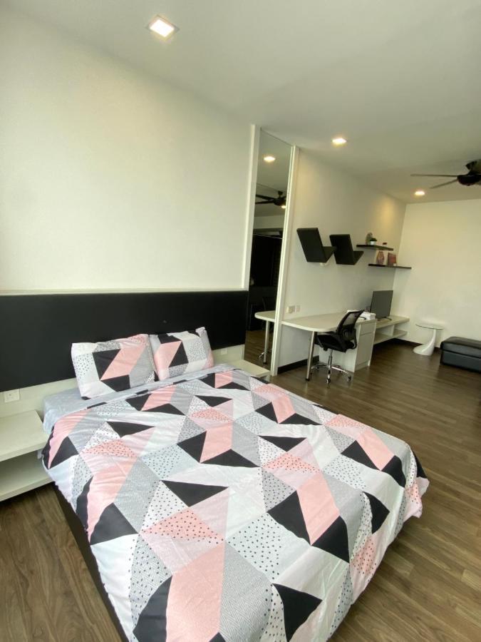 Landmark Residence 2, Studio For 2 Pax, High Floor, Nice View, Free Parking, Budget Stay Kajang Esterno foto