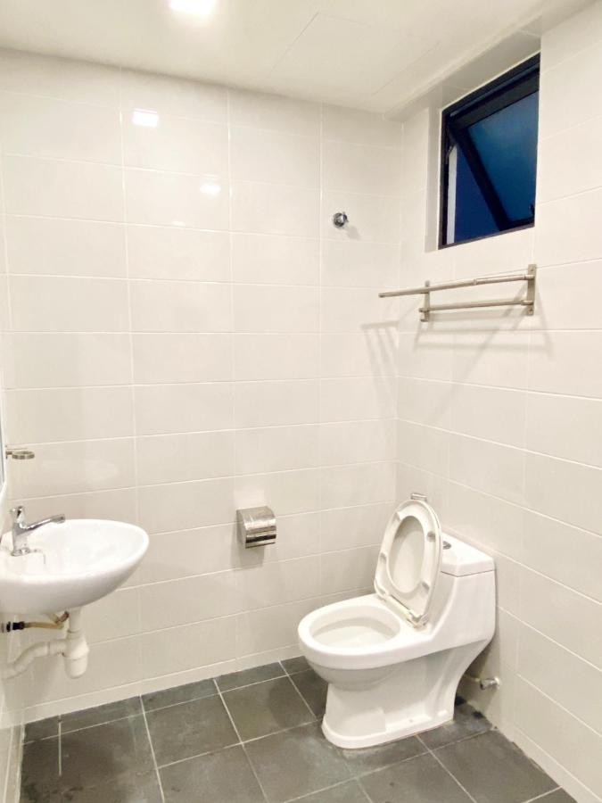 Landmark Residence 2, Studio For 2 Pax, High Floor, Nice View, Free Parking, Budget Stay Kajang Esterno foto